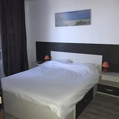 Apartament Kris Apartmán *