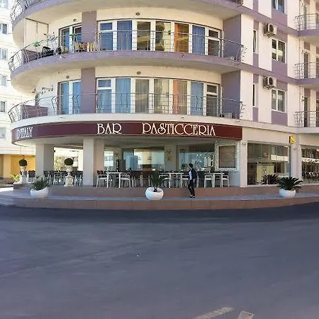 Apartament Kris * Mamaia