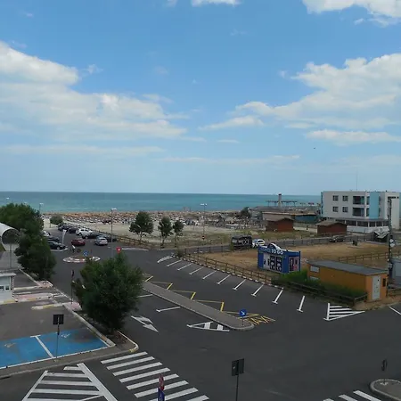 Apartmán Apartament Kris Mamaia